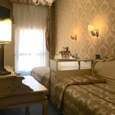 Gorizia A La Valigia Hotell 3*