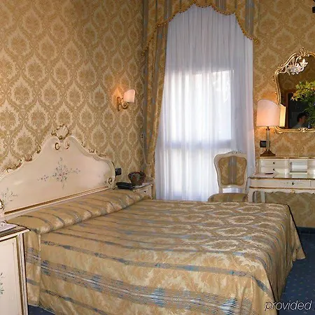 Gorizia A La Valigia Hotell
