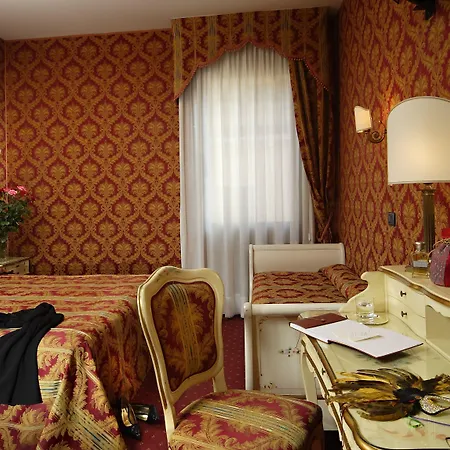 Hotell Gorizia A La Valigia Venedig