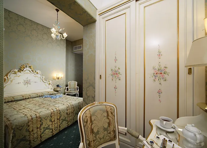 Gorizia A La Valigia 3*