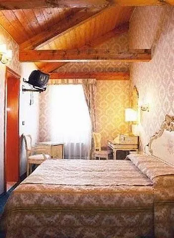 Gorizia A La Valigia