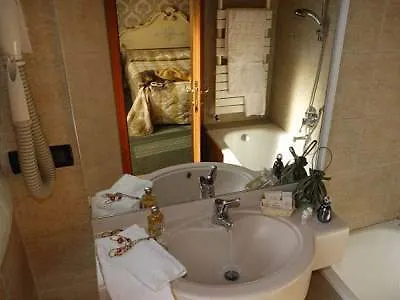 Gorizia A La Valigia Отель