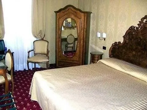 Gorizia A La Valigia 3*